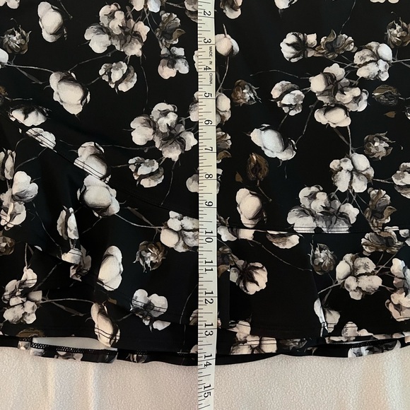 Tail skort size L - Picture 7 of 9